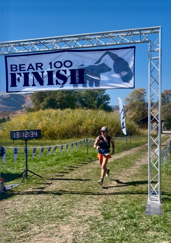 TRR Coach Dandelion completing the Bear 100. PC: Damien Scott